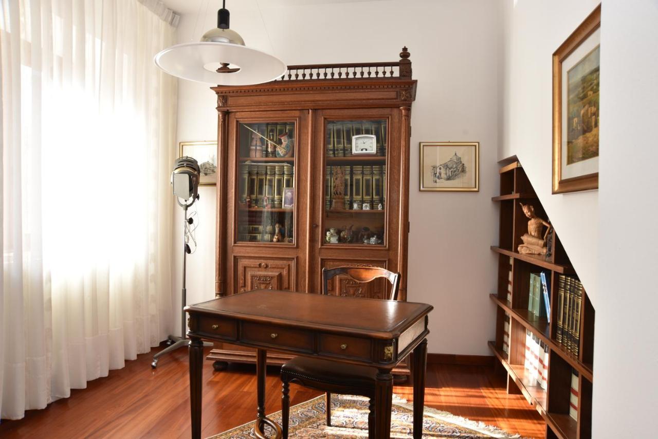 B&B Le Due Isole Νουόρο Εξωτερικό φωτογραφία