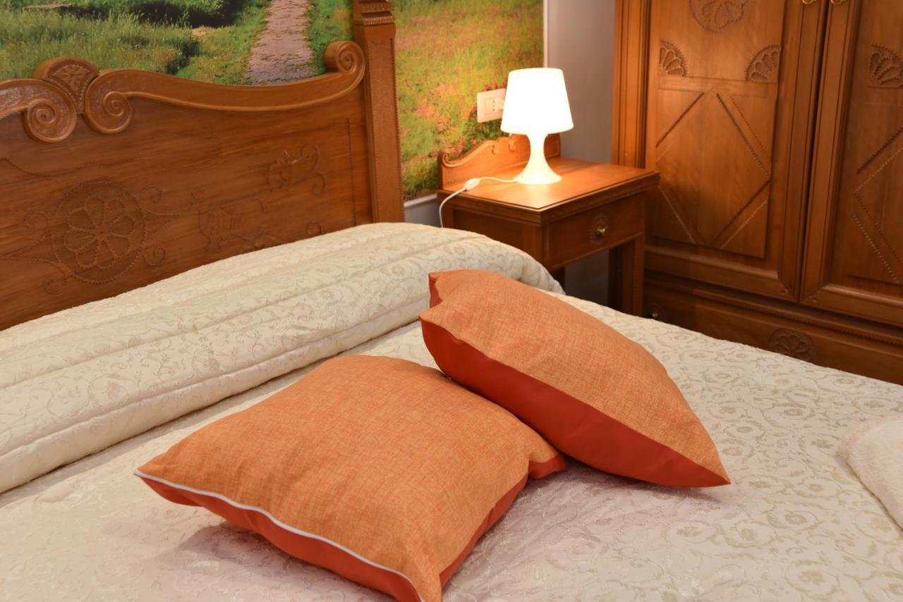 B&B Le Due Isole Νουόρο Εξωτερικό φωτογραφία