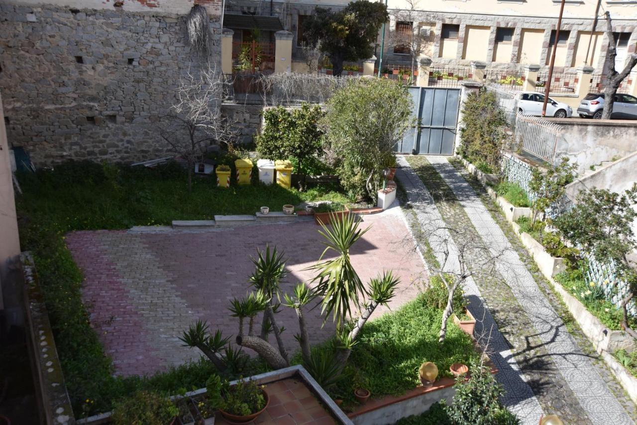 B&B Le Due Isole Νουόρο Εξωτερικό φωτογραφία