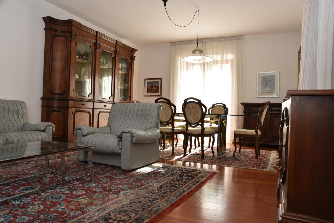 B&B Le Due Isole Νουόρο Εξωτερικό φωτογραφία